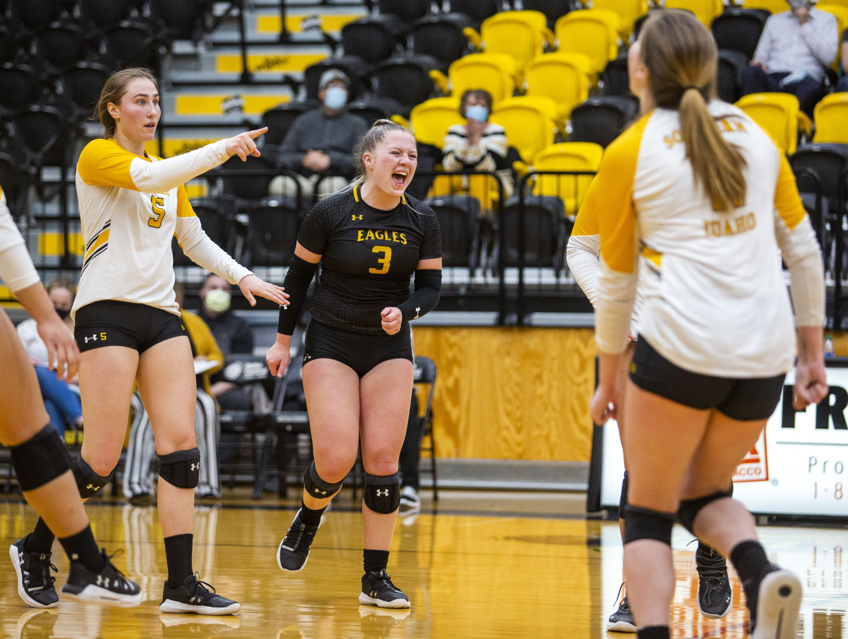 CSI falls to Salt Lake Community College